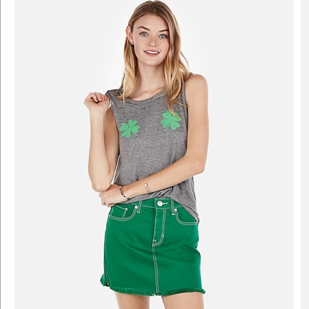🏷☘️Double Shamrock ☘️ Crew Neck Muscle Tank